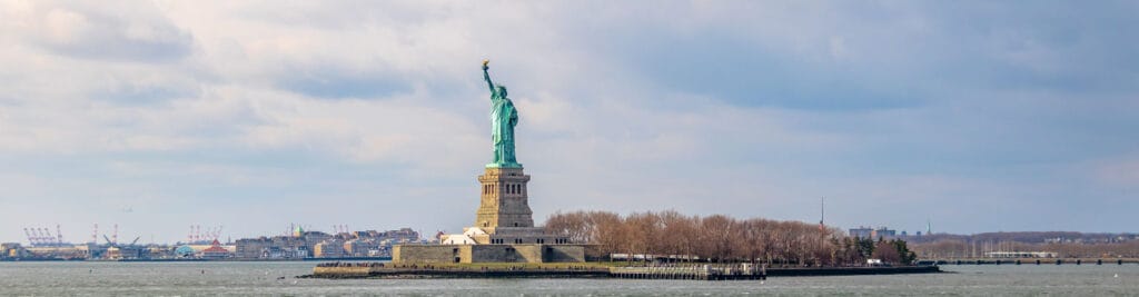 Nueva York y la Estatua de la Libertad: Un símbolo de esperanza 2 Nueva York y la Estatua de la Libertad